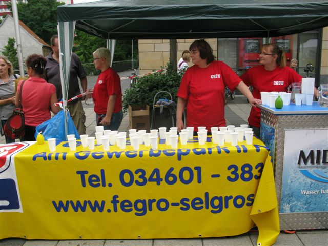 ../Images/BenefizlaufMerseburg2010 (45).jpg